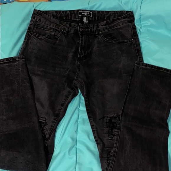 Black pants - Picture 4 of 7